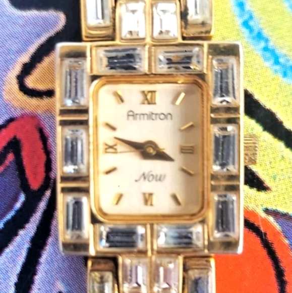 Armitron Now 753H Ladies Gold Tone Clear Crystal Stone Watch - Picture 1 of 5